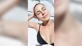 Lena Meyer Landrut nackt - cleavage and bikini boobs