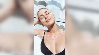 Lena Meyer Landrut nackt - cleavage and bikini boobs